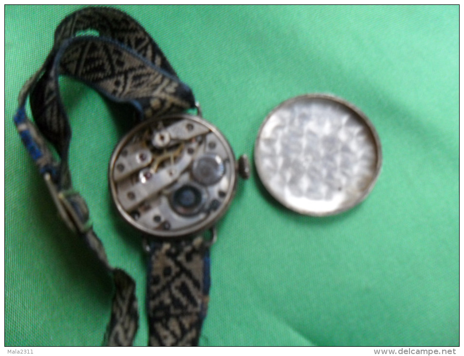 ANCIENNE  MONTRE  BRACELET / POUR FEMME  / ANNEE A IDENTIFIER ( LIRE DESCRIPTION ) - Horloge: Antiek
