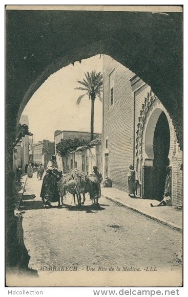 MAROC  MARRAKECH / Une Rue De La Médina / - Marrakesh