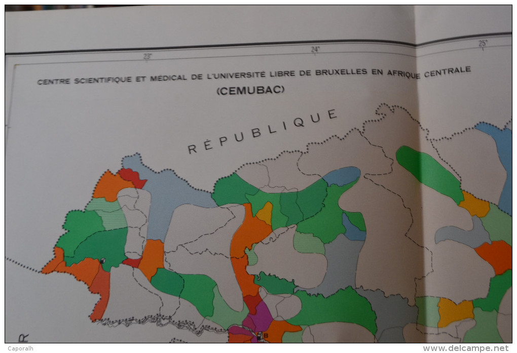 Atlas général du Congo de 1948, et atlas de la population de la prov. orientale du Congo en 1962