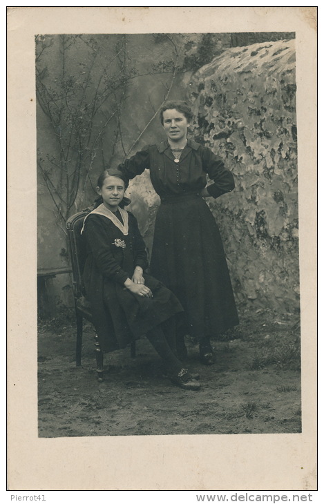PONTVALLAIN - Belle Carte Photo Portrait Femmes écrite à PONTVALLAIN En 1919 - Pontvallain