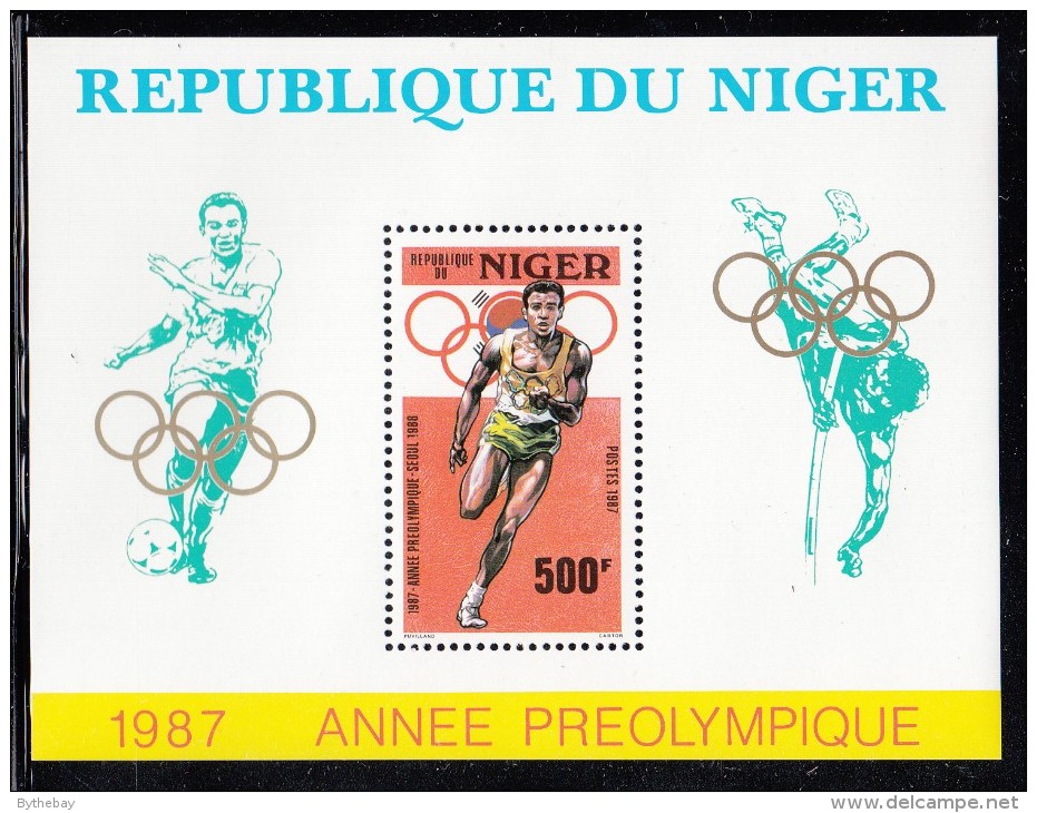 Niger MNH Scott #758 Souvenir Sheet 500fr Runner - 1988 Summer Olympics Seoul - Niger (1960-...)