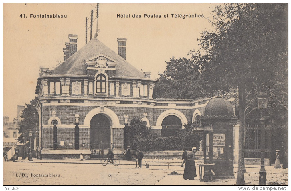 CPA - Fontainebleau - Hôtel Des Postes Et Télégraphes - Fontainebleau