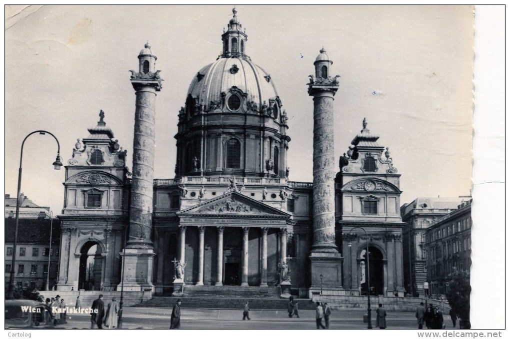 Wien. Karlskirche - Wien Mitte