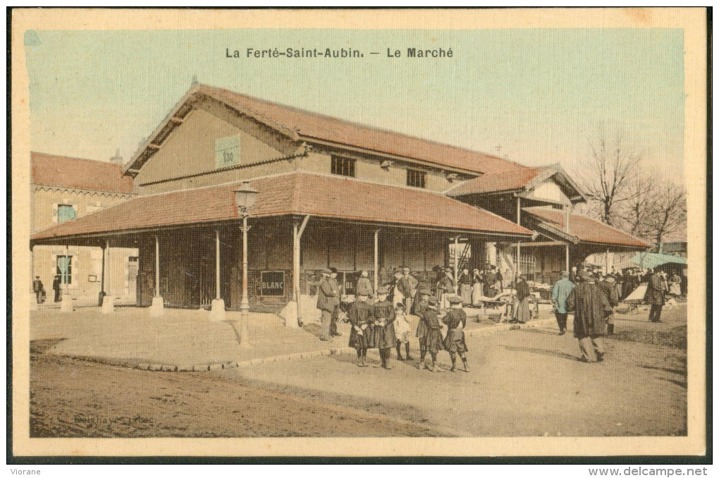 Le Marché - La Ferte Saint Aubin