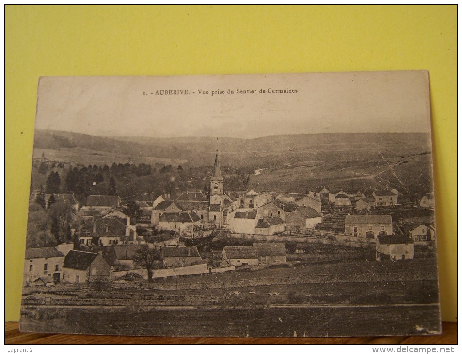 AUBERIVE (HAUTE MARNE)  VUE PRISE DU SENTIER DE GERMAINES. - Auberive