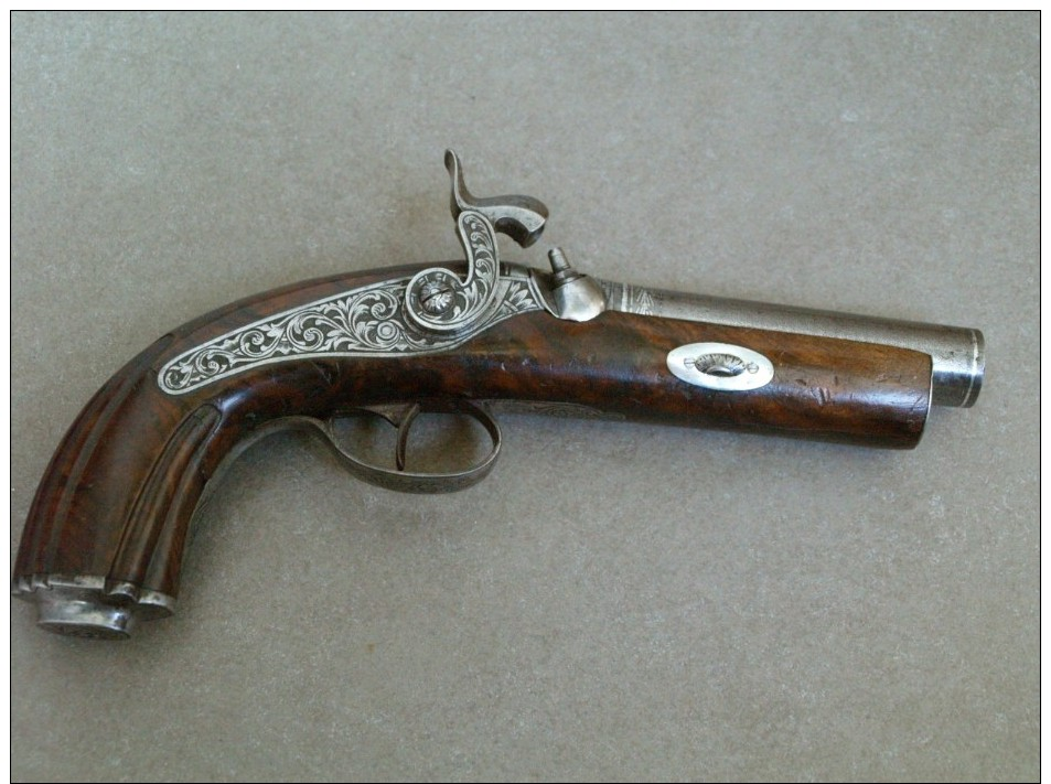 PISTOLET ANCIEN  CANON DAMAS