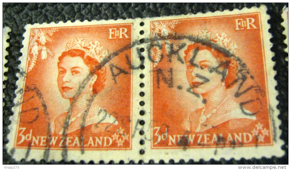 New Zealand 1954 Queen Elizabeth II 3d X2 - Used - Unused Stamps