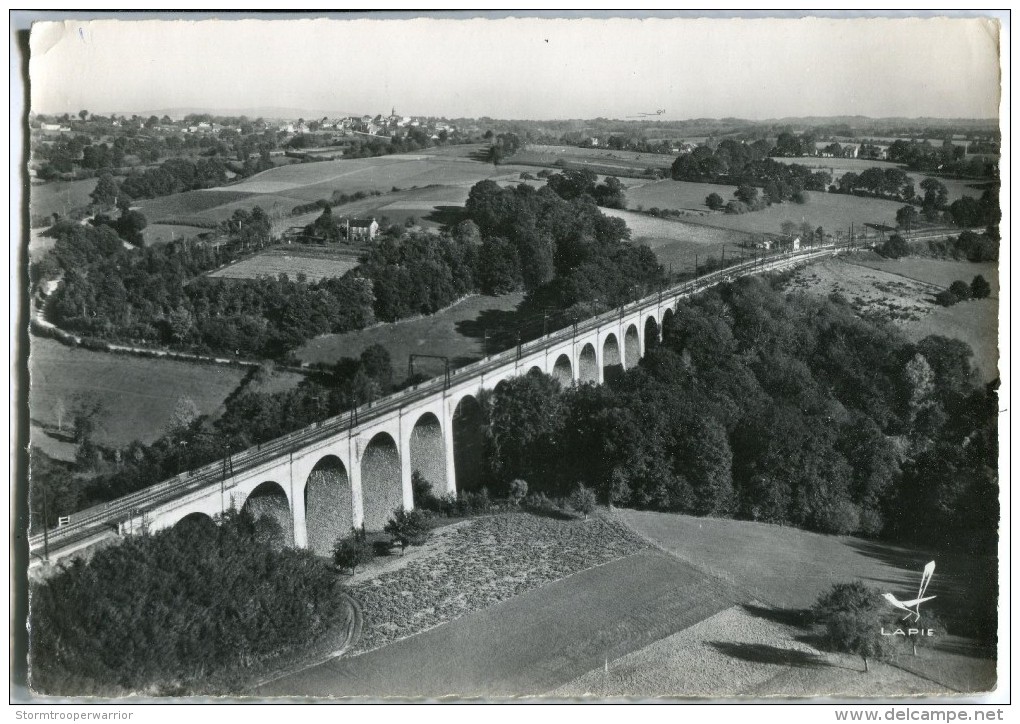 *** Cpsm - En Avion Au Dessus De SAINT GERMAIN LES BELLES Le Viaduc Au Fond Le Village (2 Scans) LAPIE - Saint Germain Les Belles