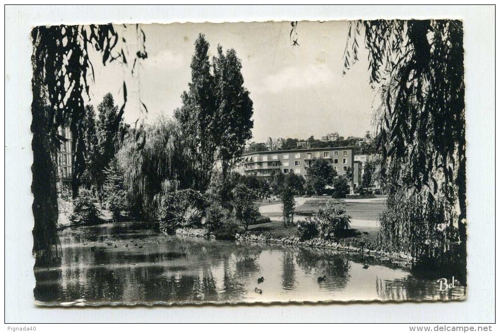 CP ,  76 , LE HAVRE , La Pièce D' Eau Du Square Saint-Roch - Saint-Roch (Plein)