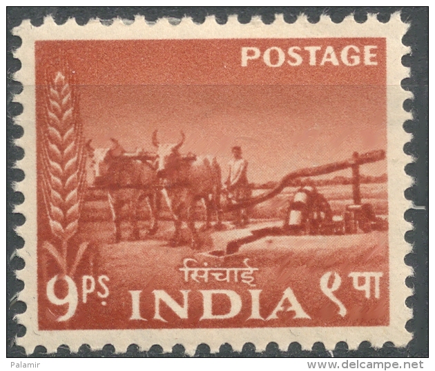 India 1955 - 9ps Bullock Irrigation Pump  -  Wmk Stars   MH  Scott 256 - Unused Stamps