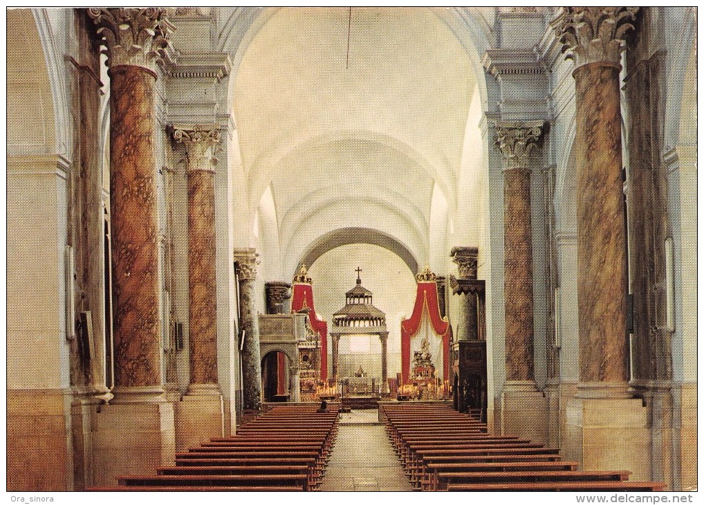 Cartolina Puglia Canosa Di Puglia Interno Cattedrale Viaggiata 1979 Con Francobolli Serie Siracusana - Andria