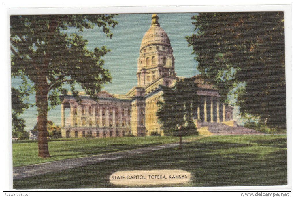 State Capitol Topeka Kansas Linen Postcard - Topeka