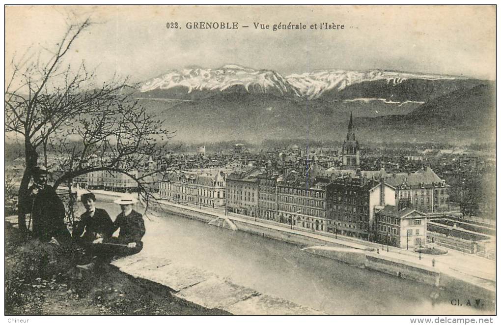 GRENOBLE VUE GENERALE ET L'ISERE - Grenoble