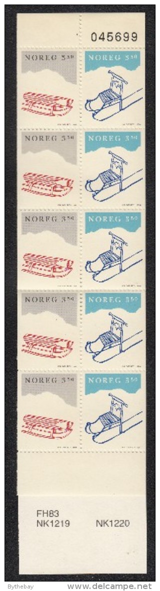 Norway Booklet Scott #1070, #1071 Christmas Pane Of 10 3.50k Sled, Kick Sled - Lr Margin Imperf - Carnets