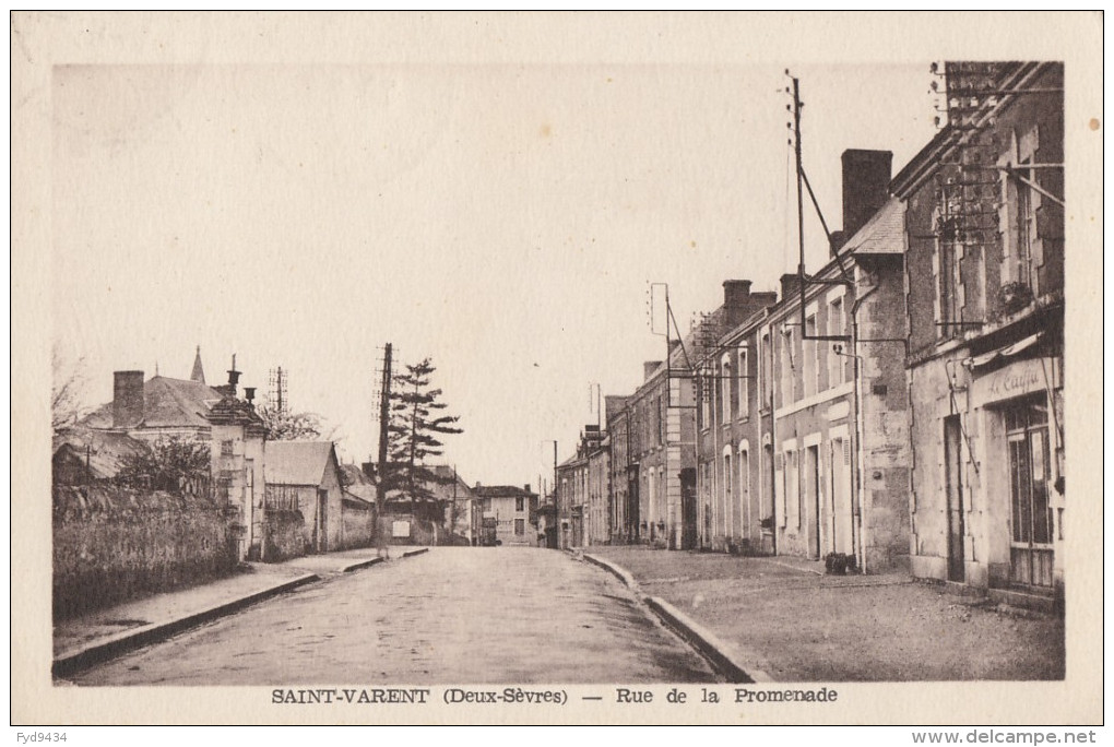 CPA - St Varent - Rue De La Promenade - Autres & Non Classés