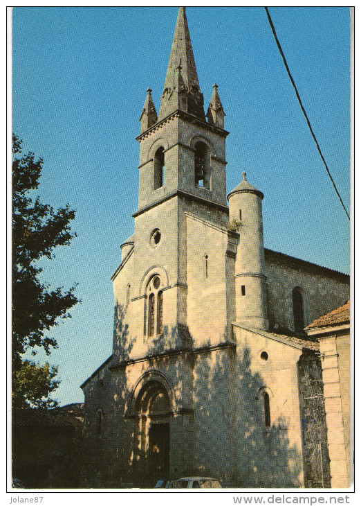 CPM     84       PERNES LES FONTAINES       EGLISE LES AUGUSTINS - Pernes Les Fontaines