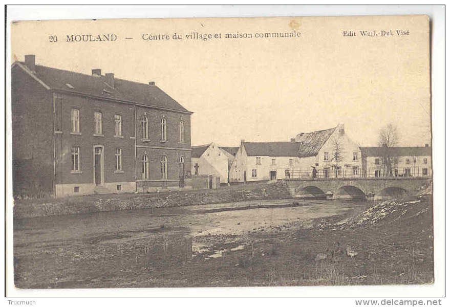 E3582 - Mouland - Centre Du Village Et Maison Communale - Fourons - Voeren