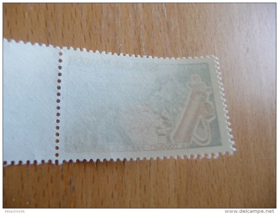 TP France Variété N° 1355 Sans Charnière Sauf Sur Bord De Feuille. Plage Verte Valeur 70€ - Unused Stamps