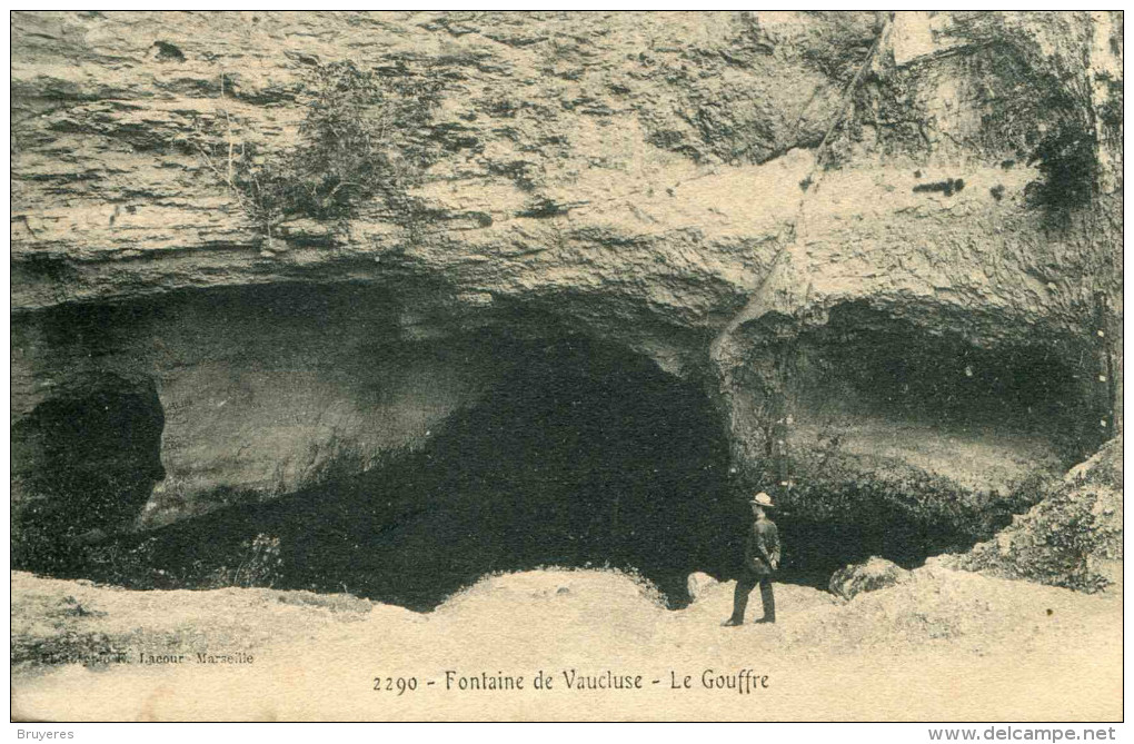 2290 - FONTAINE DE VAUCLUSE - Le Gouffre (date 1907) - Autres & Non Classés