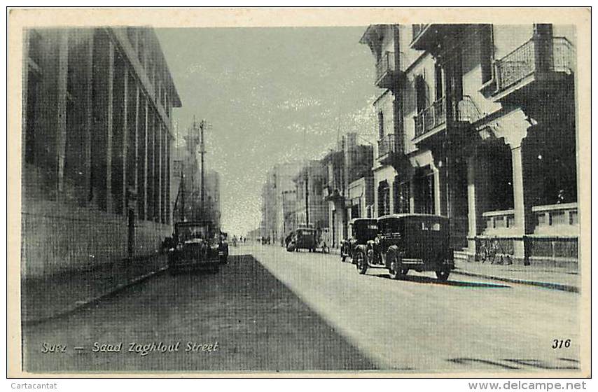 SUEZ. LA VIA SAAD ZAGHLOUL CON AUTO ANNI '40 - Suez