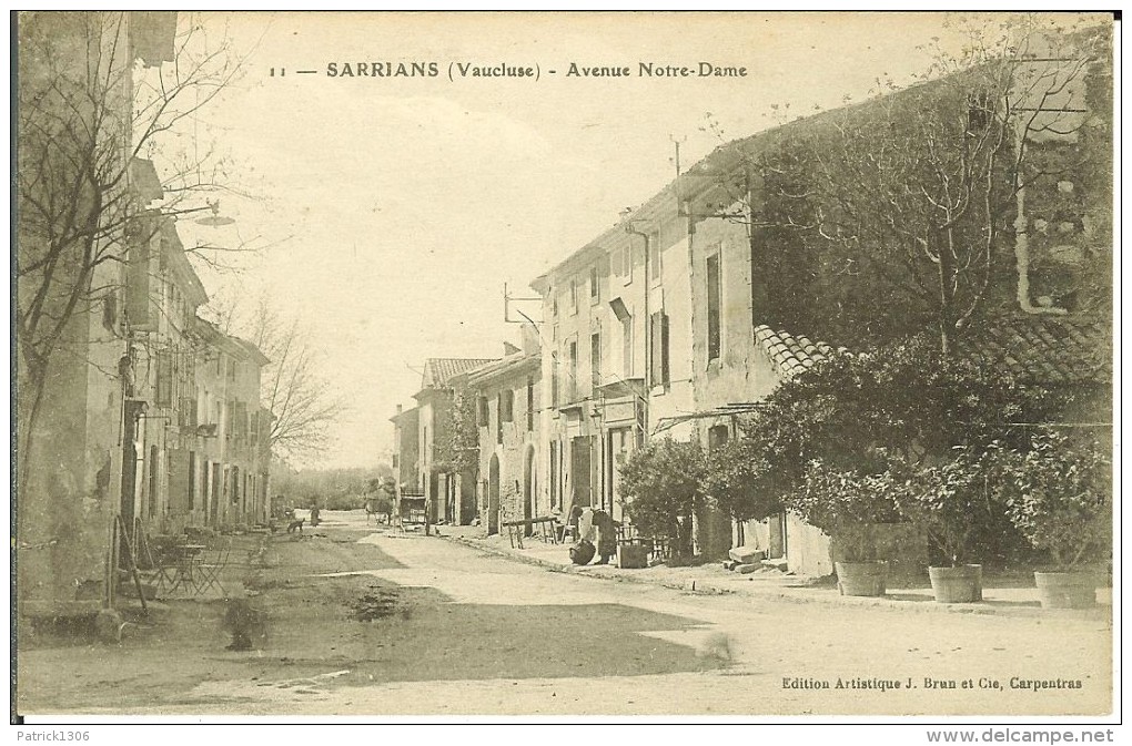 CPA  SARRIANS, Avenue Notre Dame  9371 - Sarrians