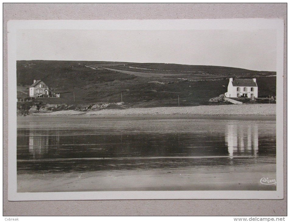 Baie Des Trépassés, Vue De La Plage, Hôtel Ville D'Ys - Pont-Croix