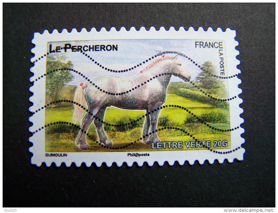 FRANCE OBLITERE 2013 N° 821 LE PERCHERON SERIE DU CARNET CHEVAUX DE TRAIT DE NOS REGIONS AUTOCOLLANT ADHESIF - Oblitérés