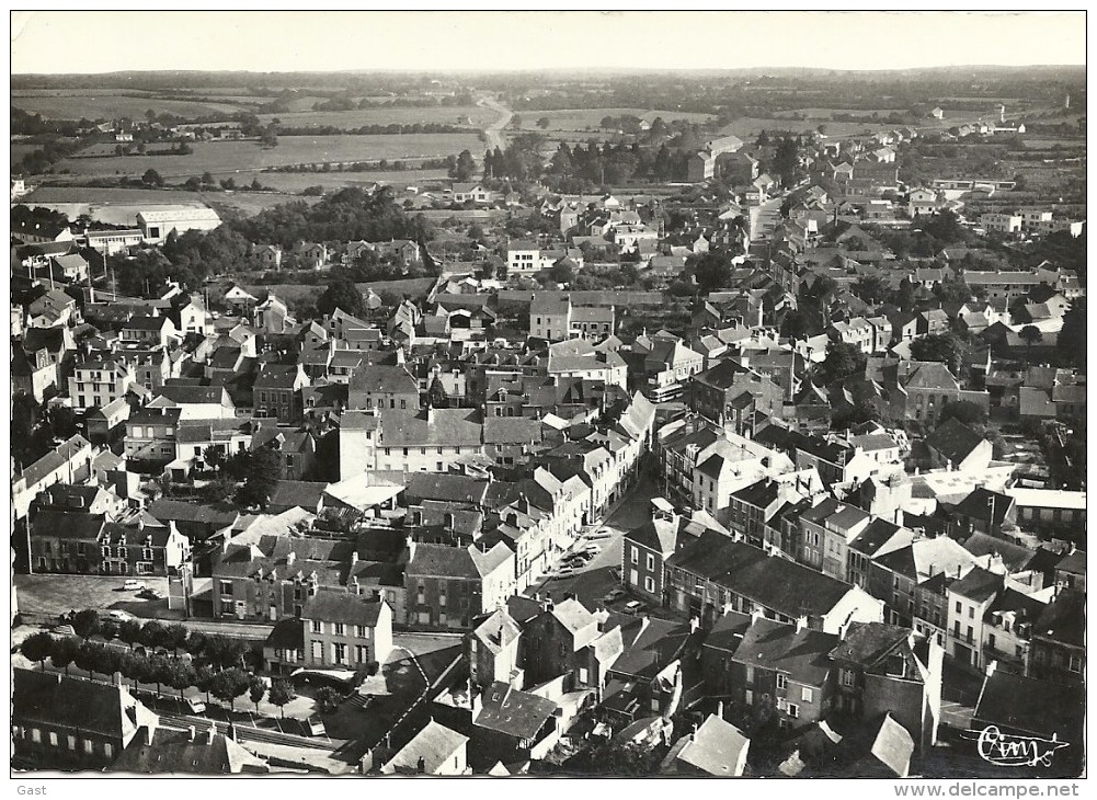 44  SAVENAY  VUE  GENERALE  AERIENNE - Savenay