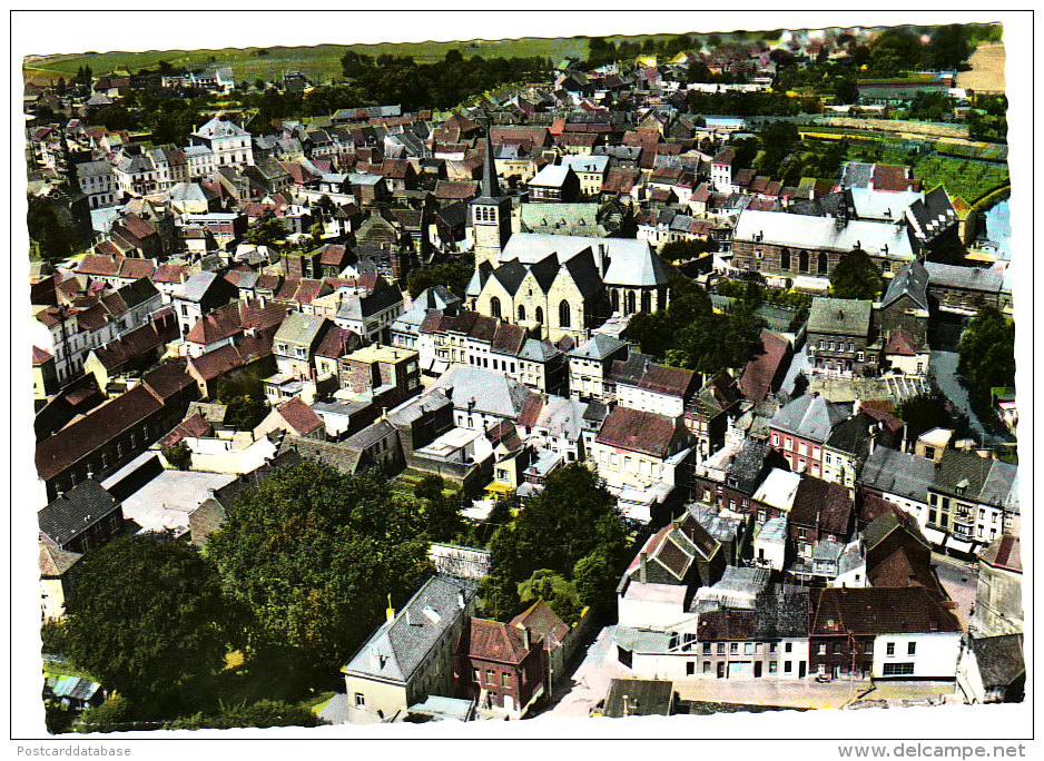 Lessines - Vue Aérienne - Eglise St-Pierre Monastère Et Grand-Rue - Lessines