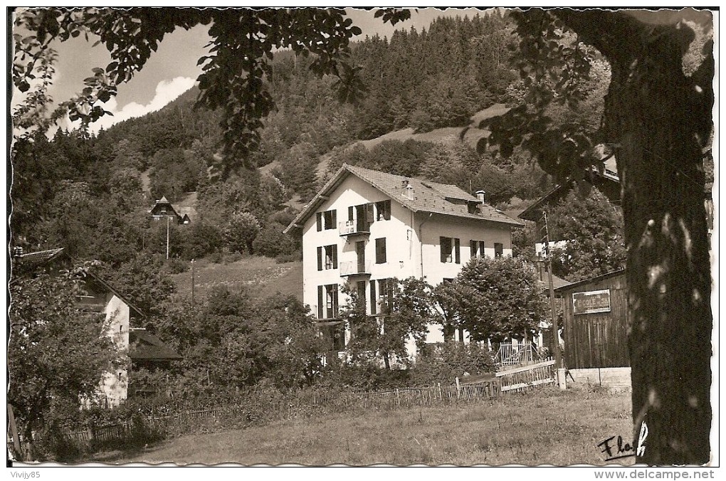 63 - SAINT GERVAIS - Belle Vue Du Foyer Familial - Saint Gervais D'Auvergne