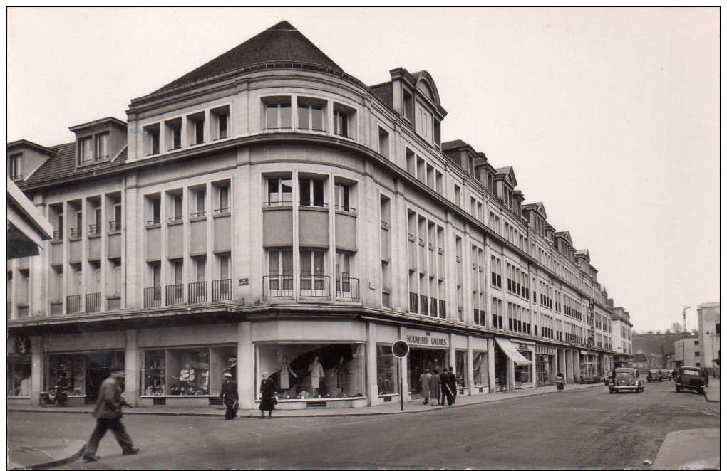 Cpsm  60  Beauvais , Grands Magasins " Aux Nouvelles Galleries " - Beauvais