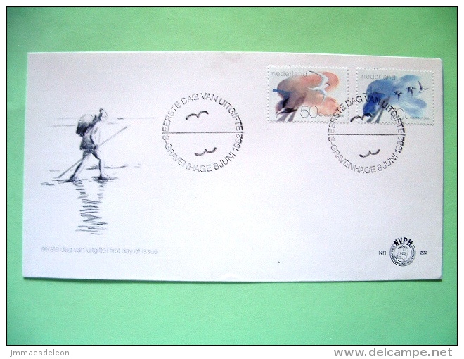 Netherlands 1982 FDC Cover - Birds - Sandwich Tern And Eider Duck  Barnacle Geese Flying - Lettres & Documents