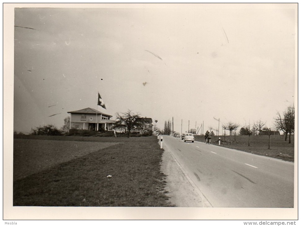 Photo Véritable -  MARS  1959  -  ROUTE  NATIONALE  13  En  SUISSE - Lieux