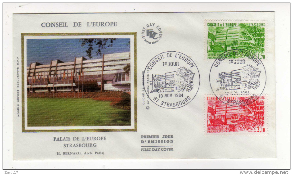 Enveloppe 1er Premier Jour Emission CONSEIL EUROPE STRASBOURG 10 NOVEMBRE 1984 PARIS FDC ILLUSTRATION SOIE - European Community