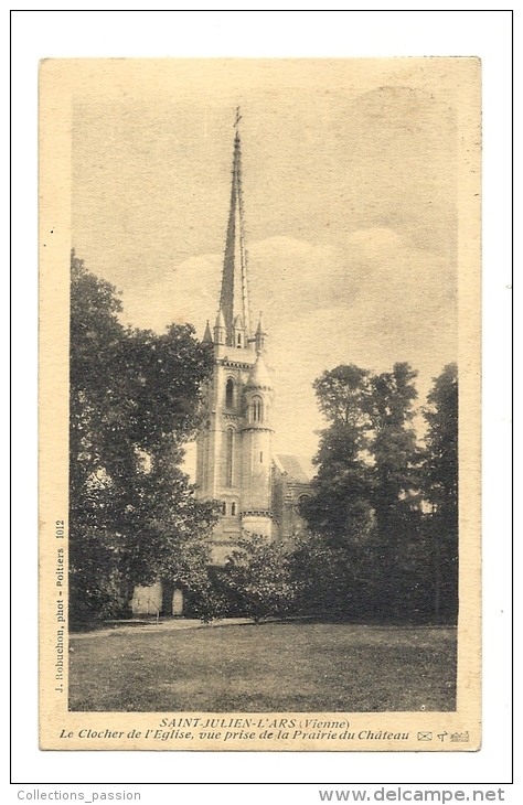 Cp, 86, Coulombiers, Le Clocher De L'Eglise, Vue Prise De La Rairie Du Château, Voyagée - Saint Julien L'Ars