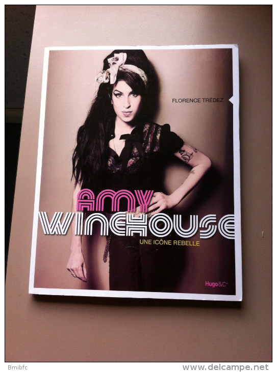 AMY WINEHOUSE - Musica