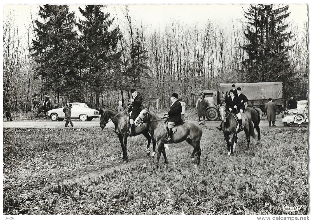 Forêt De Tronçais - Chasse à Courre - Rendez-vous De Chasse - Edition Combier - Carte Non Circulée - Chasse