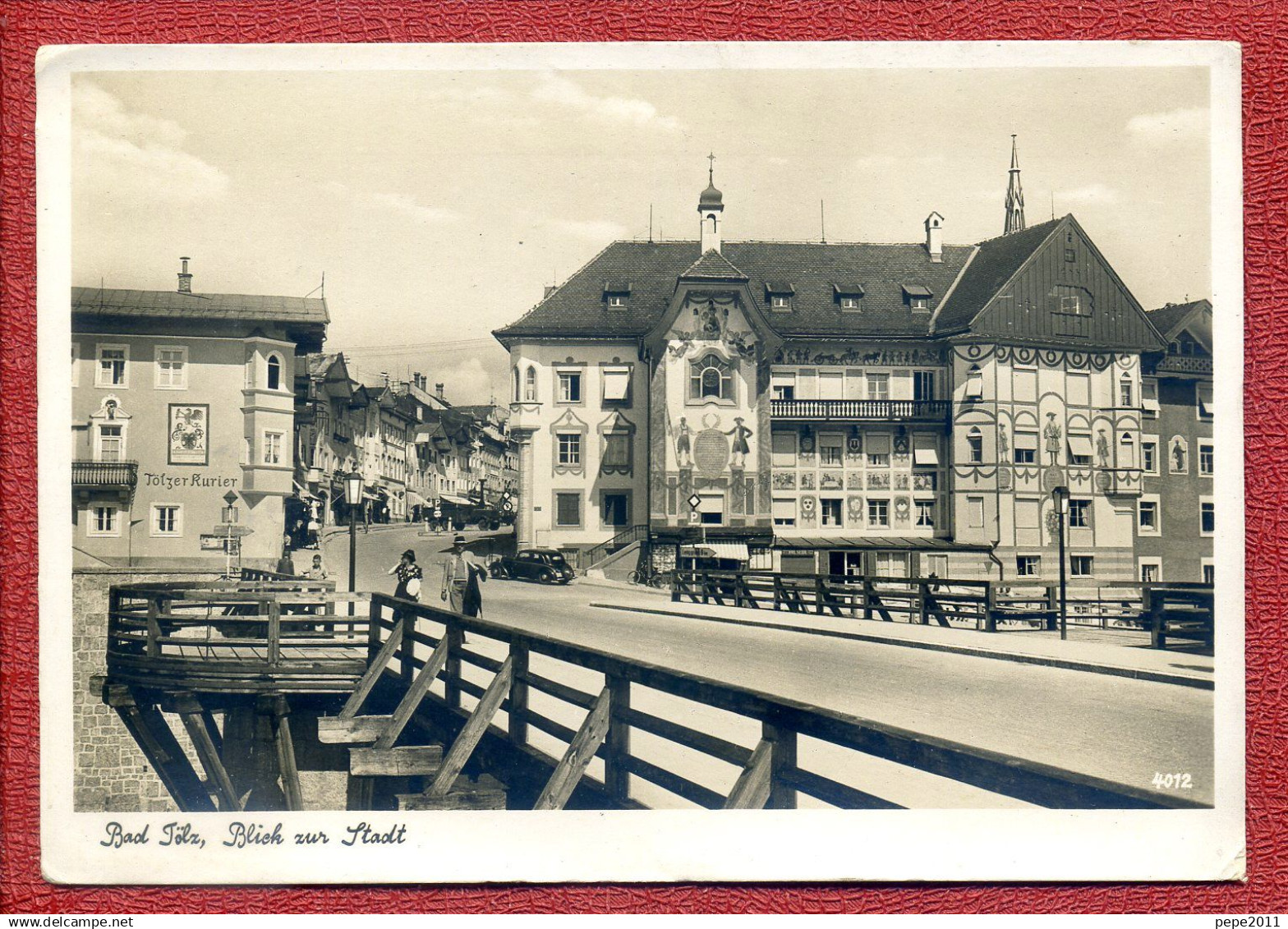 CPA  :  Bad Toelz : Blick Zur Stadt : Maisons - Pont - Voitures - Animation - Häuser - Brücke - Autos - Lebhaf - Bad Toelz