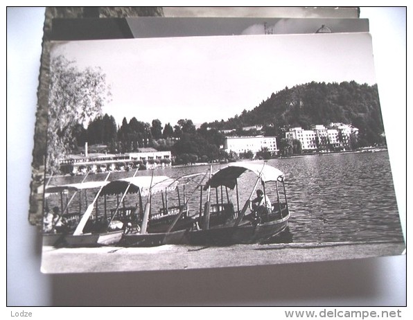 Slovenië Slovenia Bled With Boats - Slovenië