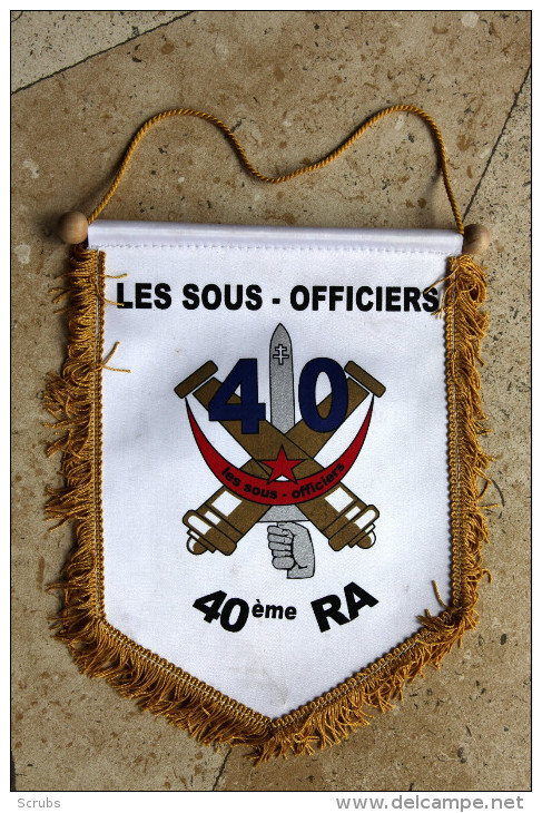 Fanion :   40° R.A Les Sous-Officiers - Flags