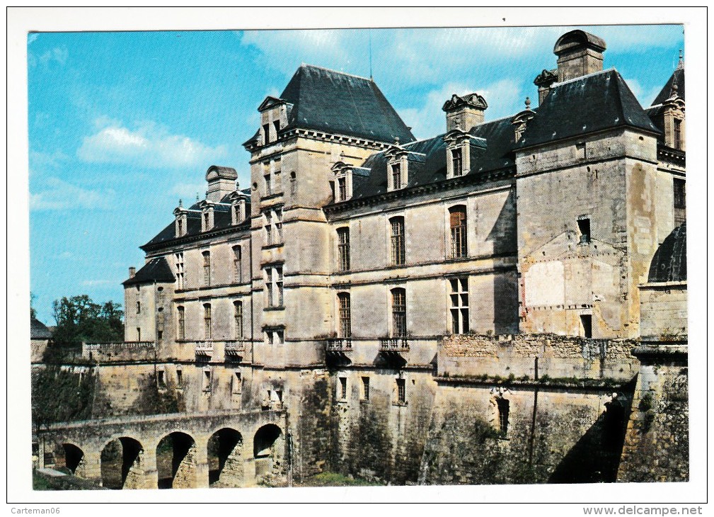 33 - Cadillac Sur Garonne - Château Des Ducs D'Epernon - Façade Sud Ouest - Editeur: Ray N° 3 - Cadillac