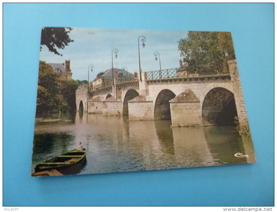 LE PONT SUR LE LOIR.... - Cloyes-sur-le-Loir