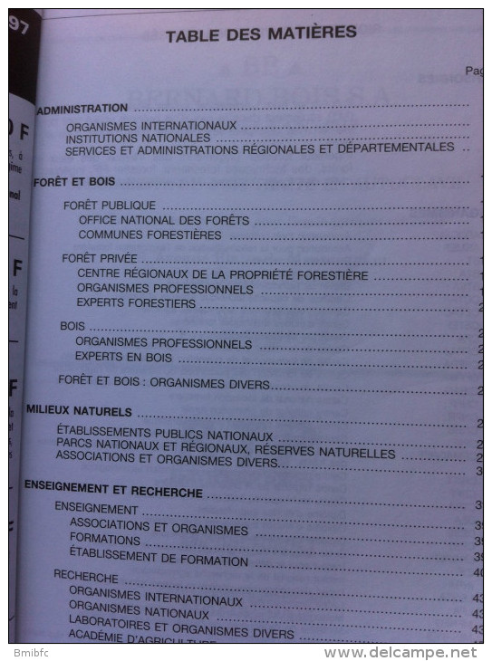 Annuaire Forêt Et Bois Milieux Naturels 1997 - Telefonbücher