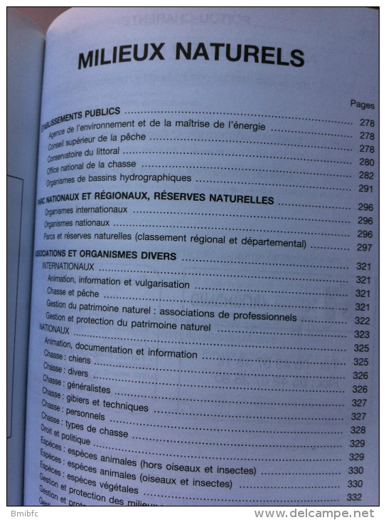 Annuaire Forêt Et Bois Milieux Naturels 1997 - Telefonbücher