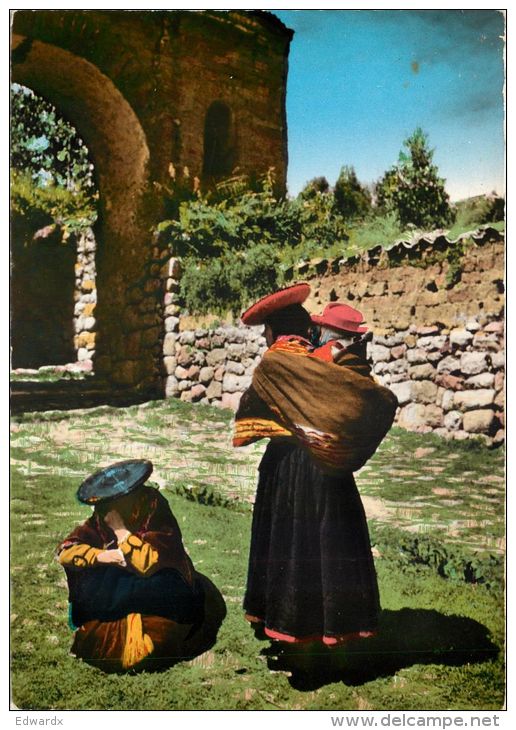 Cuzco Women Traditional Dress, Peru Postcard - Peru