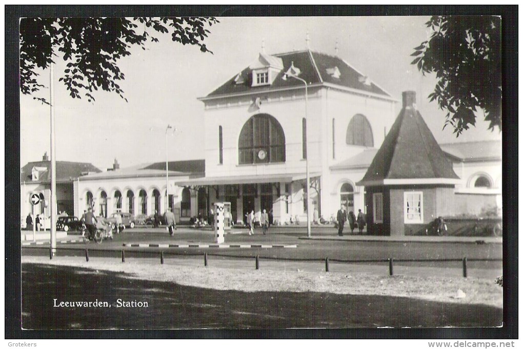 LEEUWARDEN Station Levendig * 1962 - Leeuwarden