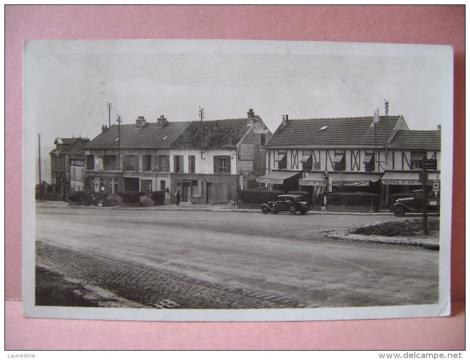 CPSM ROCQUENCOURT  LA PLACE ET LA MAIRIE - ECRITE EN 1940 - Rocquencourt