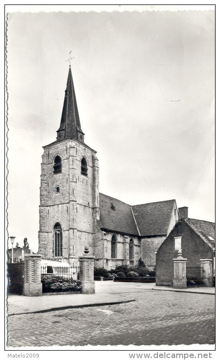 HOVE (2540) Kerk St Laurentius - Hove