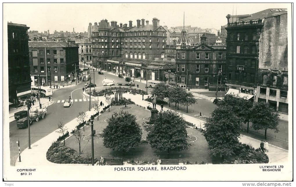BRAFORD      Forster  Square           (Carte  Photo ) - Bradford