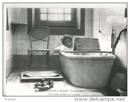 CP52042 - BOURBONNE LES BAINS - Etablissement Thermal - Une Salle De Bain (Reproduction) - Bourbonne Les Bains